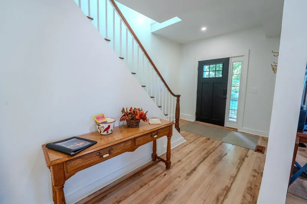 383 Owl Street Campton NH 03223