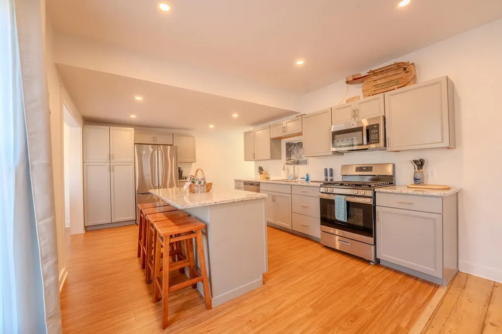 383 Owl Street Campton NH 03223