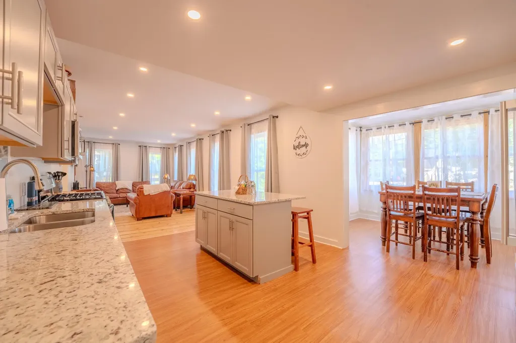 383 Owl Street Campton NH 03223