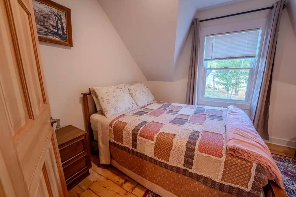 383 Owl Street Campton NH 03223