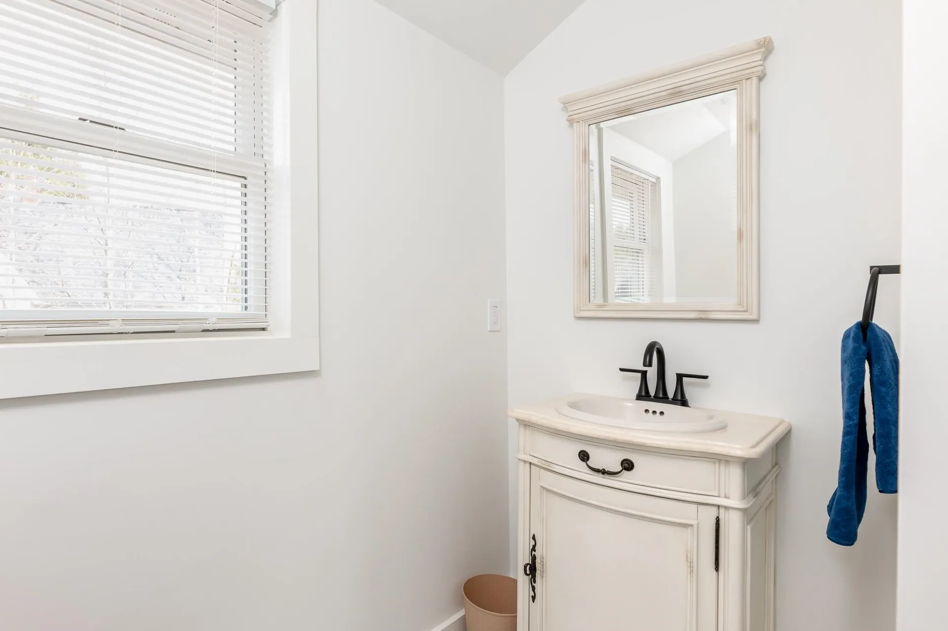 383 Owl Street Campton NH 03223