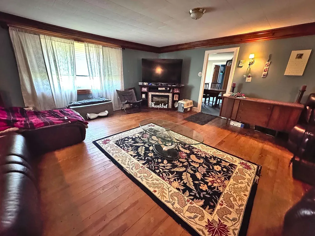 890 Vt Route 7a Shaftsbury VT 05262