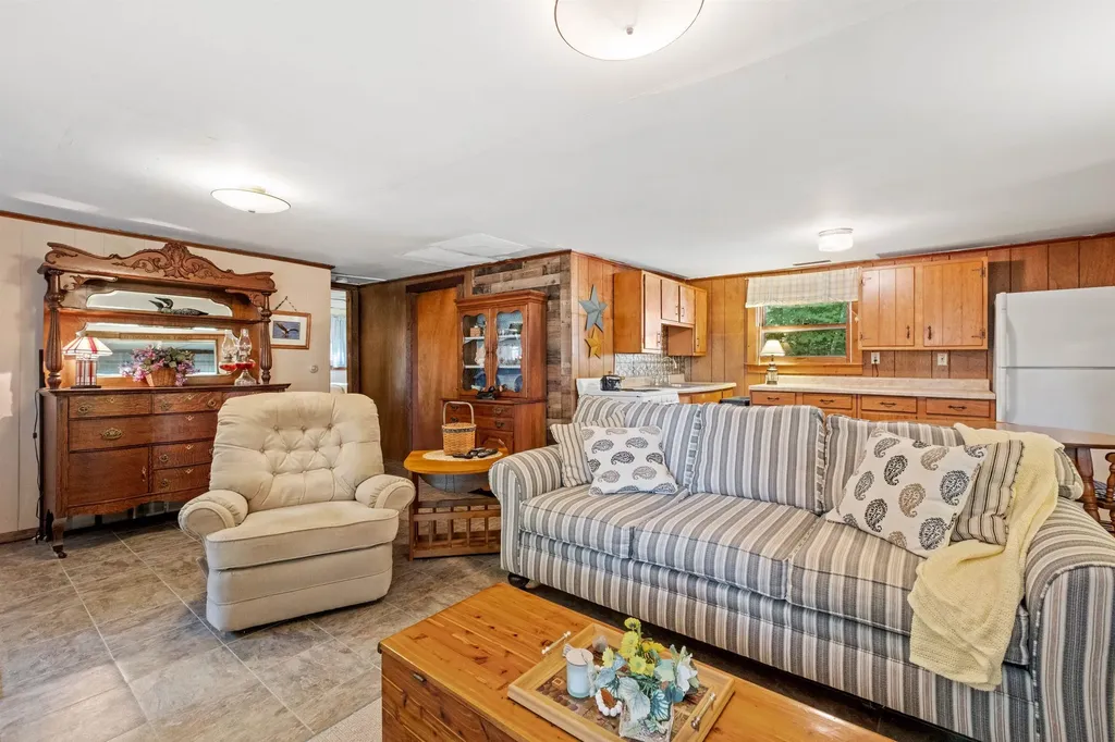 133 & 137 Browns Pasture Road Strafford NH 03884