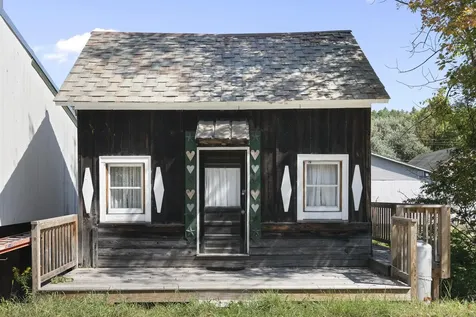 33 West River Street Londonderry VT 05155