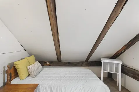 33 West River Street Londonderry VT 05155