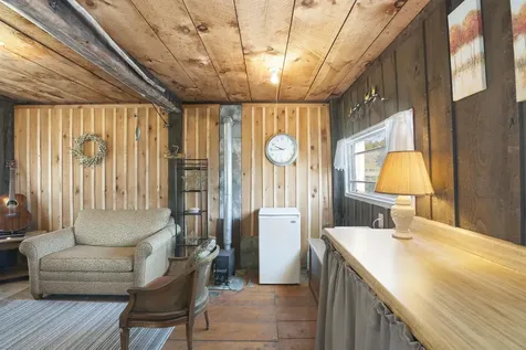 33 West River Street Londonderry VT 05155