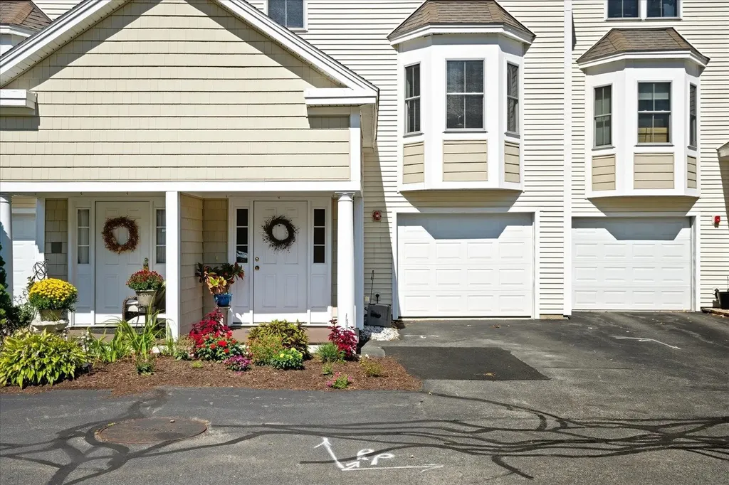 243 Drakeside Road Hampton NH 03842
