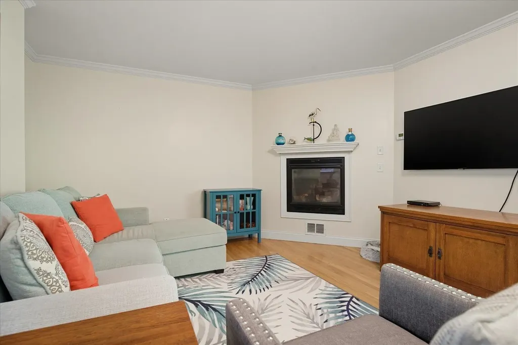 243 Drakeside Road Hampton NH 03842