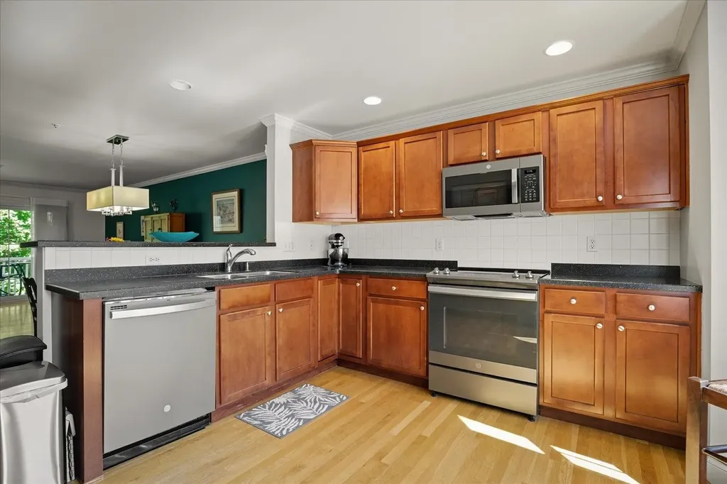 243 Drakeside Road Hampton NH 03842