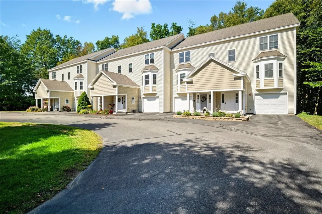 243 Drakeside Road Hampton NH 03842