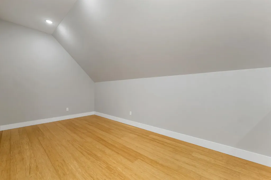 18 Woodland Grove Road Conway NH 03818