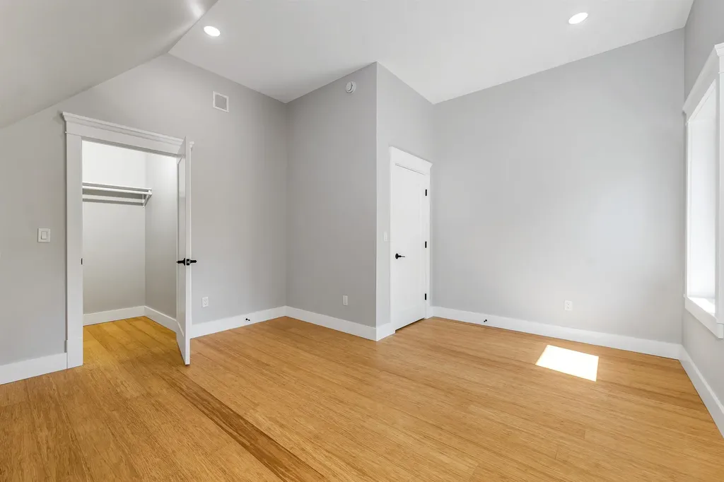 18 Woodland Grove Road Conway NH 03818