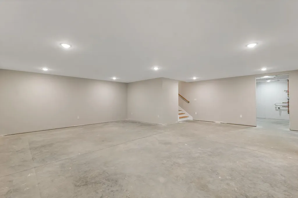 18 Woodland Grove Road Conway NH 03818