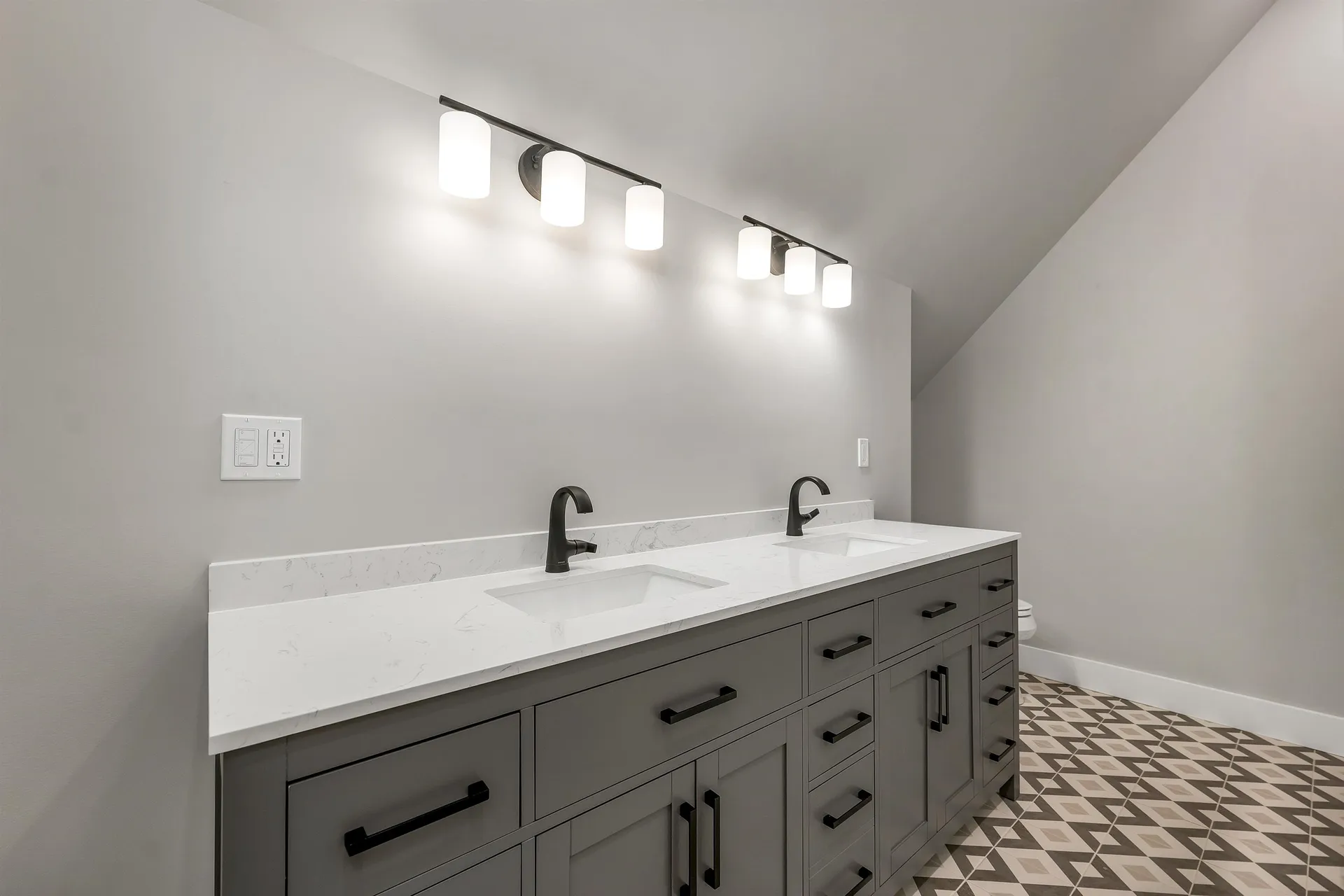 18 Woodland Grove Road Conway NH 03818