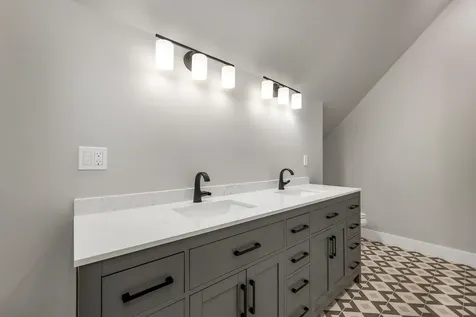 18 Woodland Grove Road Conway NH 03818