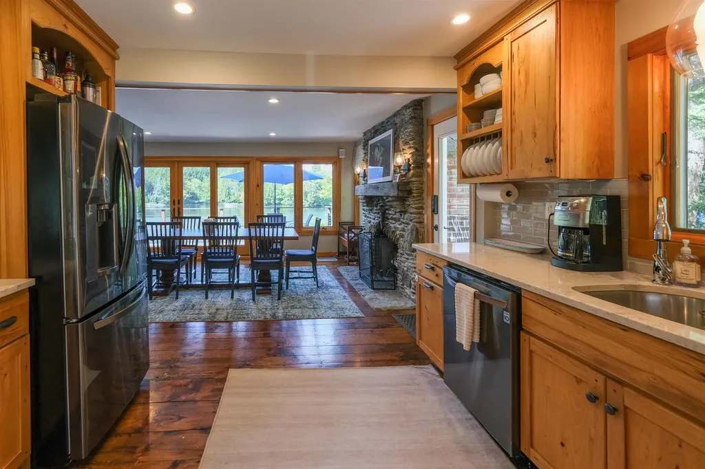 65 Red Bridge Road Ludlow VT 05149