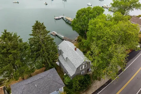 148 Whipple Road Kittery ME 03904