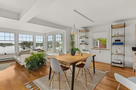 148 Whipple Road Kittery ME 03904