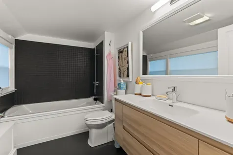 148 Whipple Road Kittery ME 03904