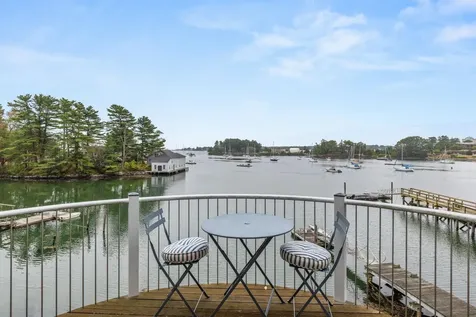 148 Whipple Road Kittery ME 03904