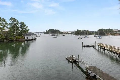 148 Whipple Road Kittery ME 03904