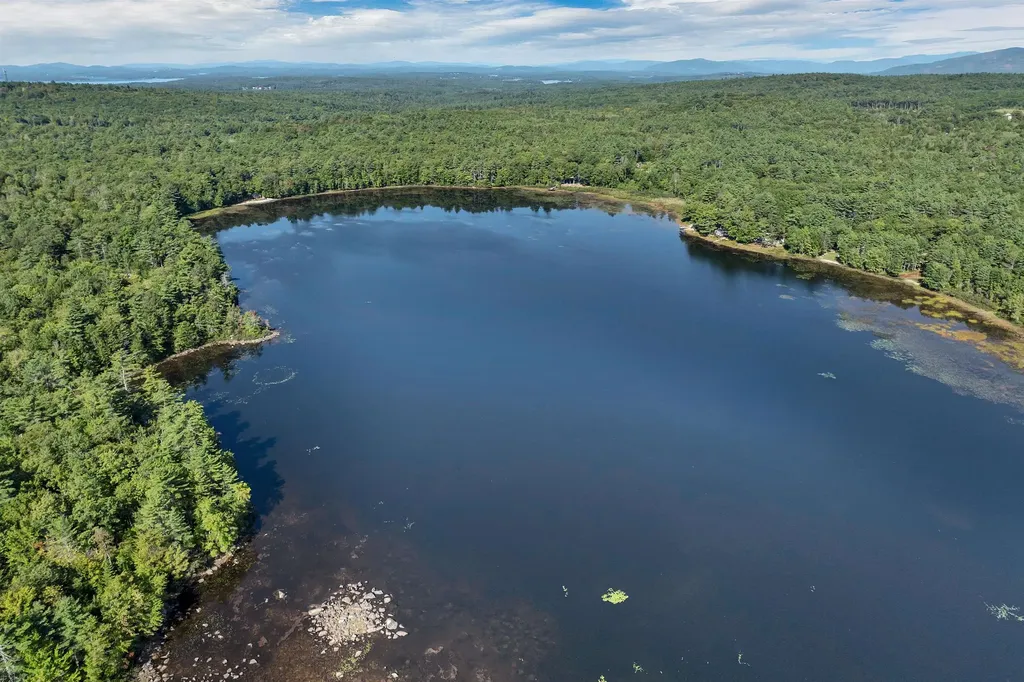 00 Beach Pond Road Wolfeboro NH 03894