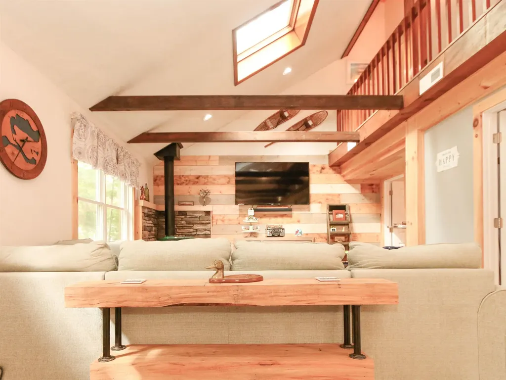 1 Jackson Lane Barnstead NH 03225