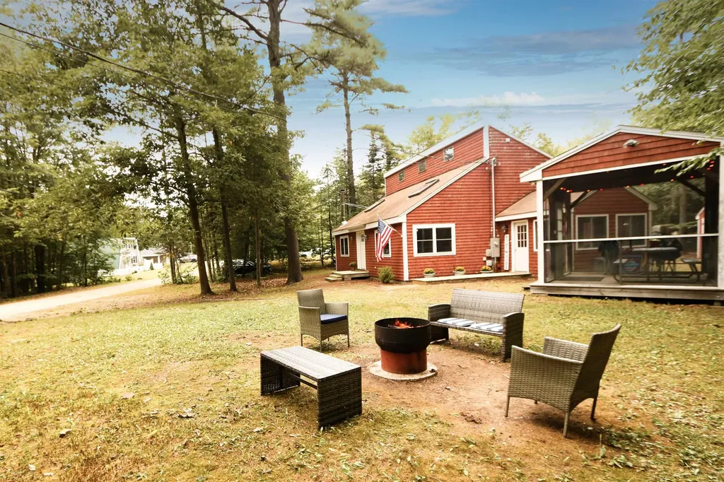 1 Jackson Lane Barnstead NH 03225