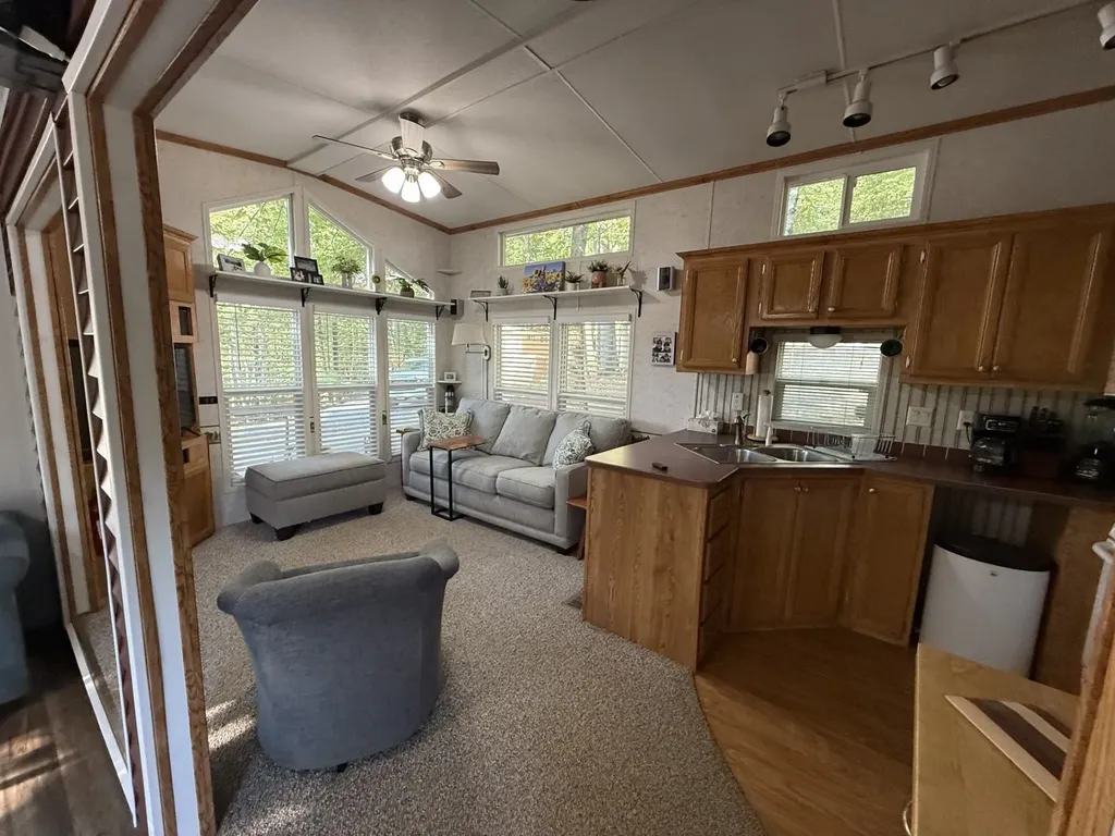 265 High Country Way Holderness NH 03245