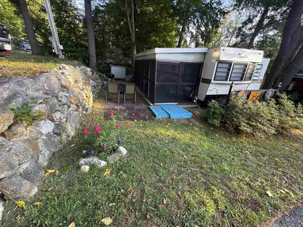 6 Viewland Court Alton NH 03810