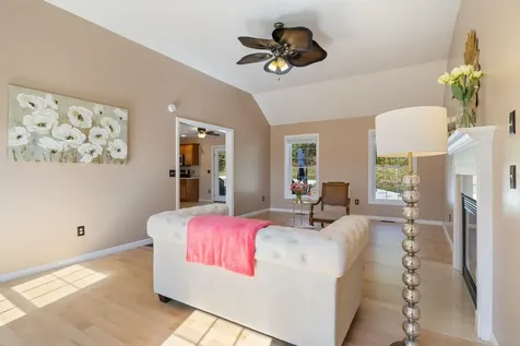 8 Sherman Drive Raymond NH 03077