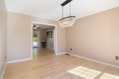 8 Sherman Drive Raymond NH 03077