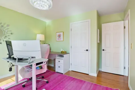 8 Sherman Drive Raymond NH 03077