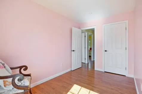 8 Sherman Drive Raymond NH 03077