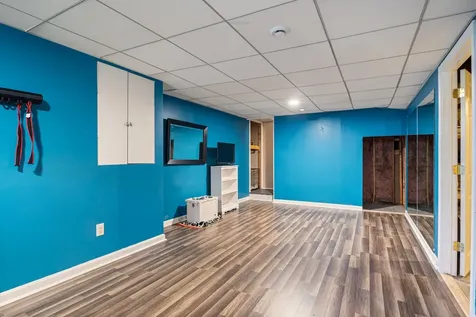 8 Sherman Drive Raymond NH 03077