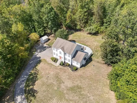 8 Sherman Drive Raymond NH 03077