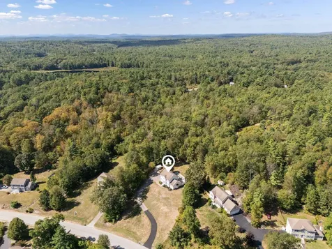 8 Sherman Drive Raymond NH 03077