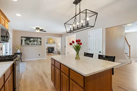 8 Sherman Drive Raymond NH 03077