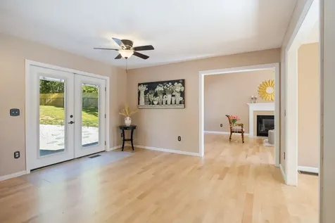 8 Sherman Drive Raymond NH 03077