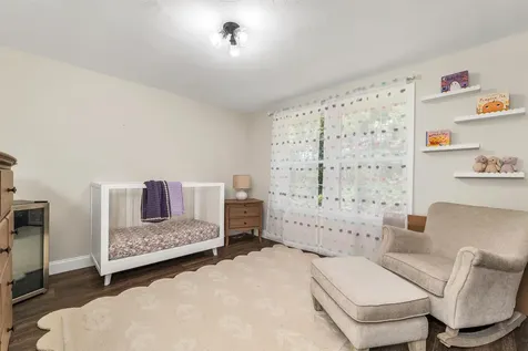 9 Cambridge Drive Merrimack NH 03054