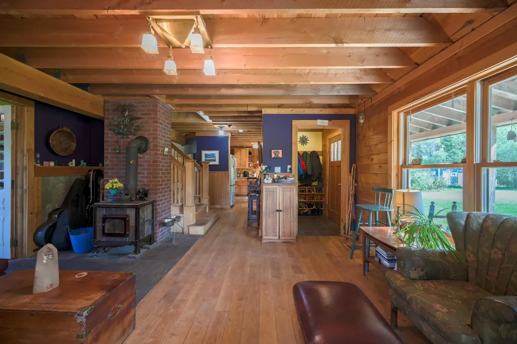 143 Biddle Road Lincoln VT 05443