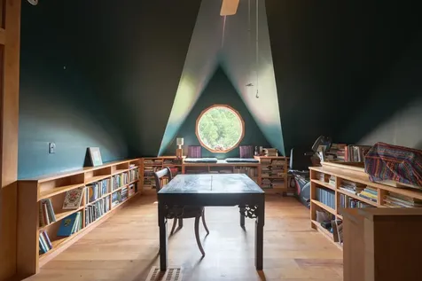 143 Biddle Road Lincoln VT 05443