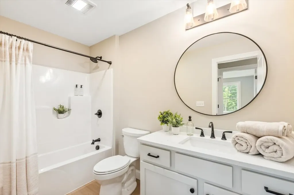 37 Willow Lane Rindge NH 03461