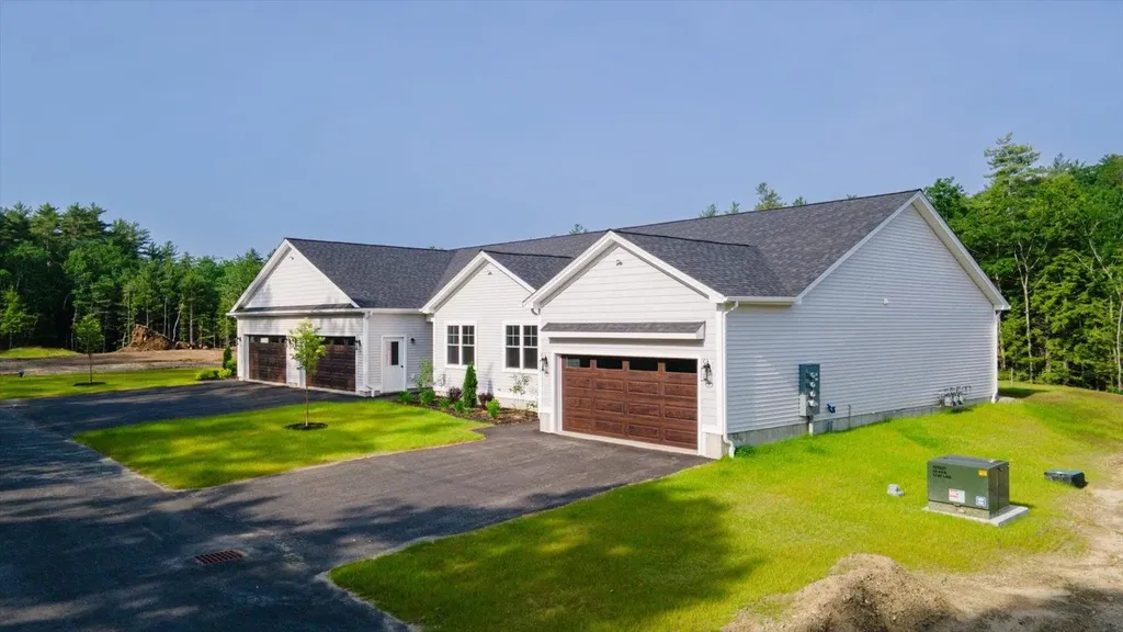 37 Willow Lane Rindge NH 03461