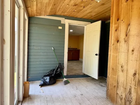 14-16 Meetinghouse Hill Road Sutton NH 03260