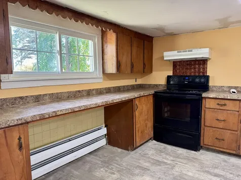 14-16 Meetinghouse Hill Road Sutton NH 03260