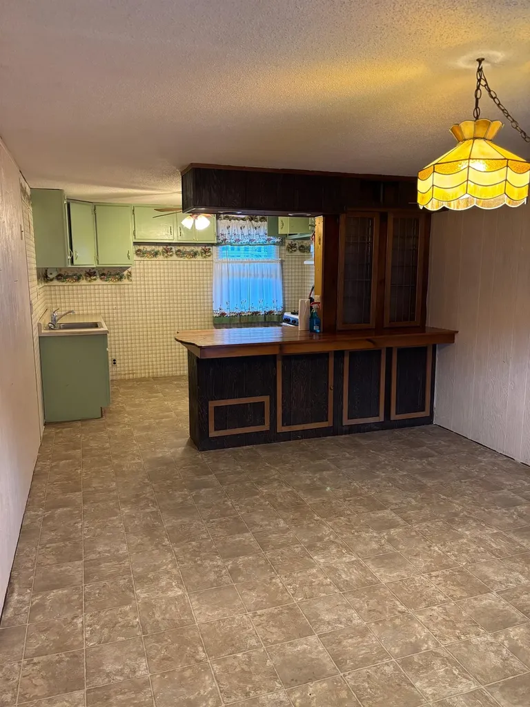 129 Grove Street Poultney VT 05764