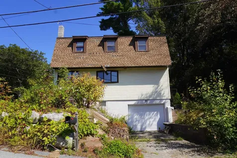 7 Little Island Park Pelham NH 03076