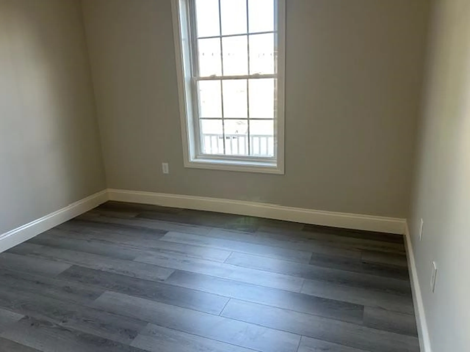 4 Crestview Circle Londonderry NH 03053