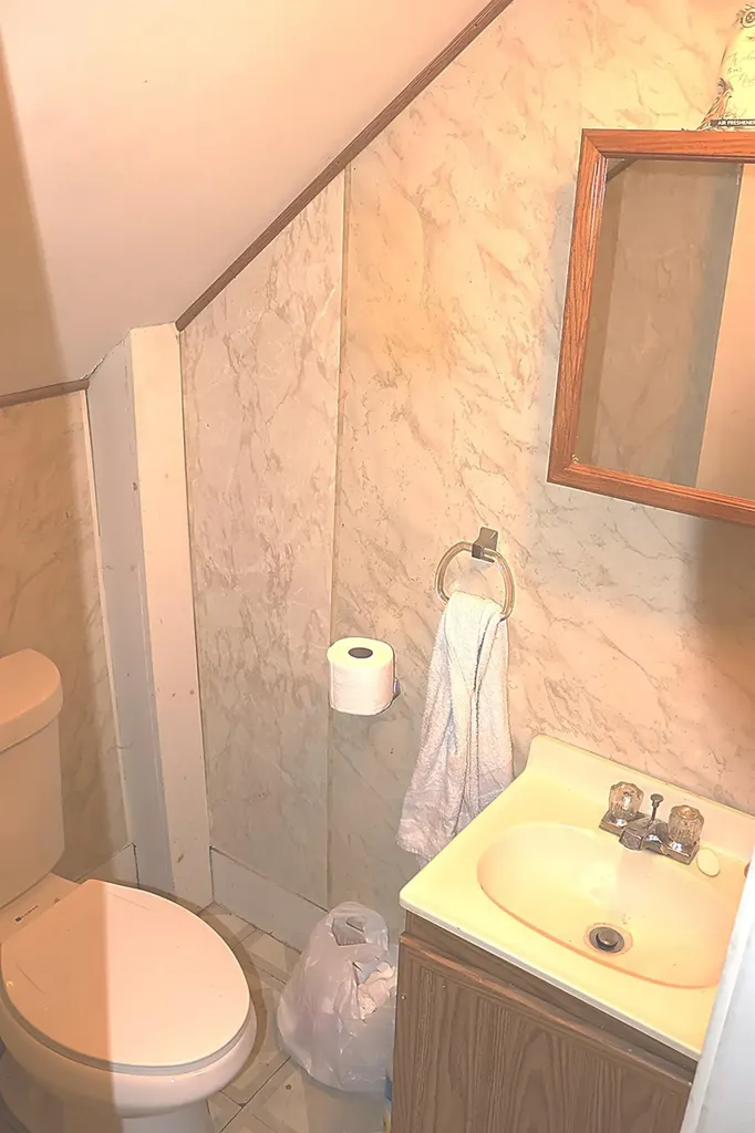 59 S Winchester Street Swanzey NH 03446